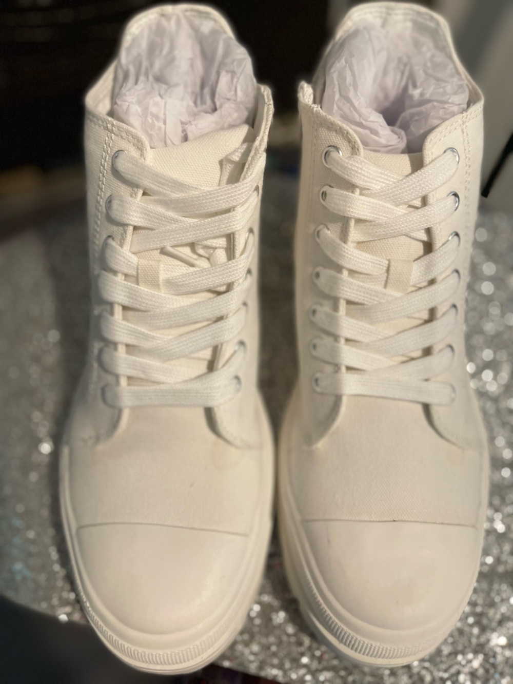 Soda sneakers nwt